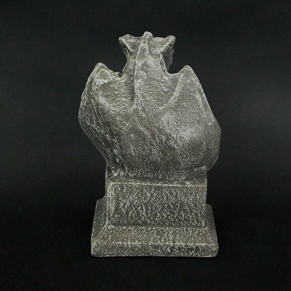 Gargoyle With Laptop Computer Concrete Statue - Picture 3 of 3